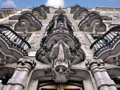 Casa Calvet Antoni Gaudí Casa Calvet Barcelona by Antoni Gaudi