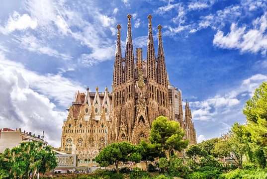 The Top Attractions to Visit When Visiting Barcelona for a Day Top attractions to visit in a day in Barcelona